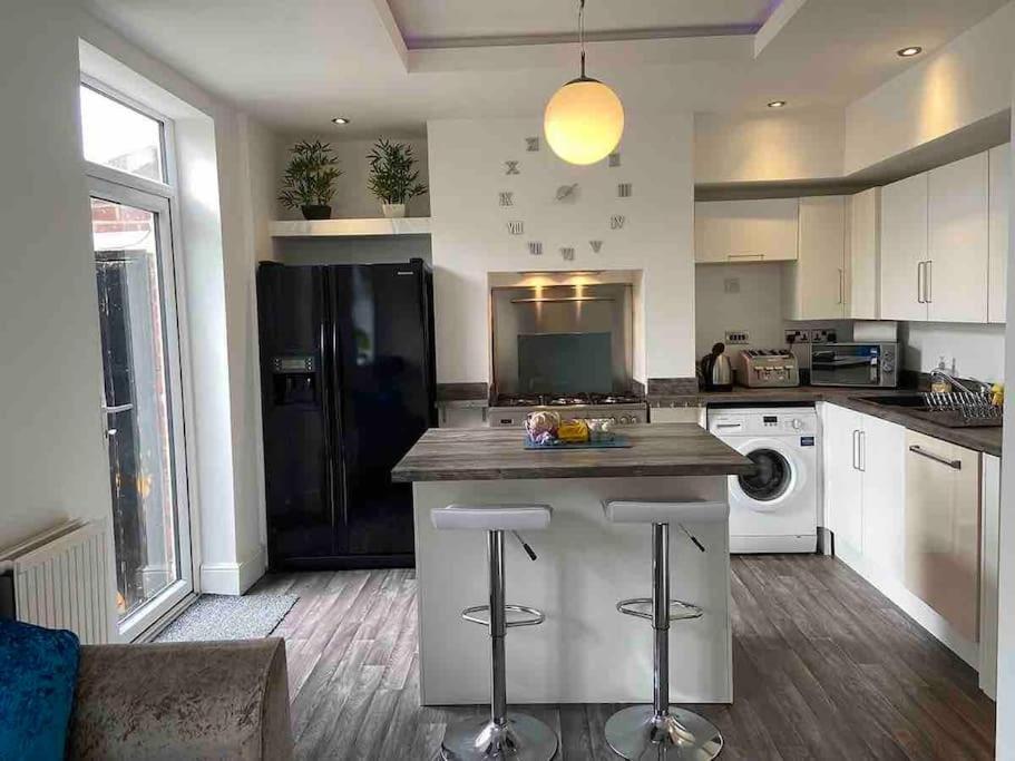 2 Bed Sleeps 6 Beach Retreat St Annes On Sea Lytham St Annes Exterior photo